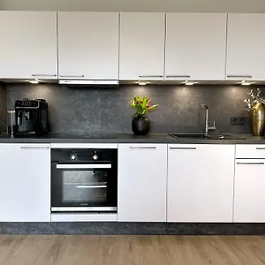 Apartment Neu & Schick: Kueche Inkl. Kaffee, Dresden